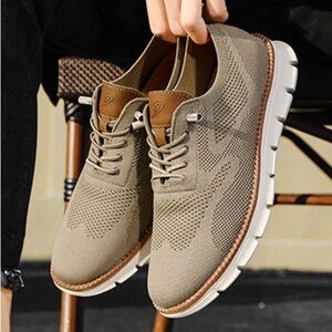 Men's Tan Casual/Travel Shoes